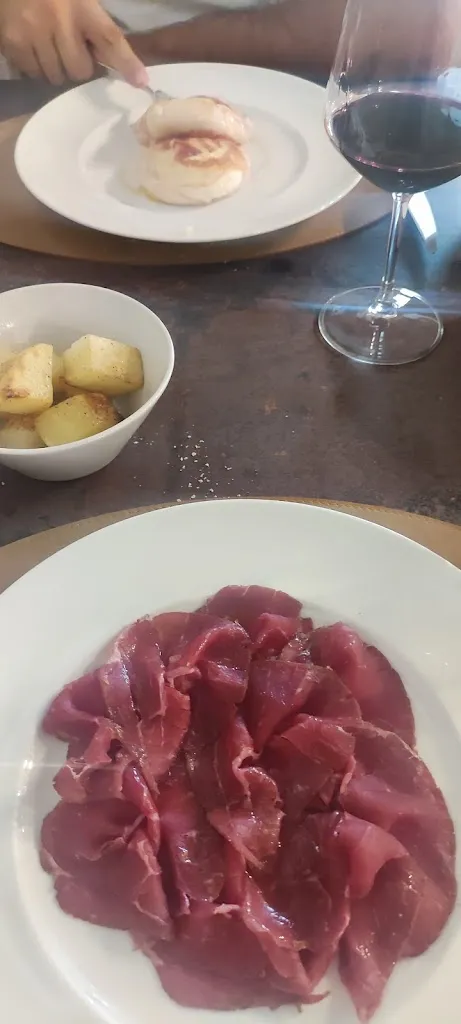 Valentina Coluccino_Losteria_Mortara_review