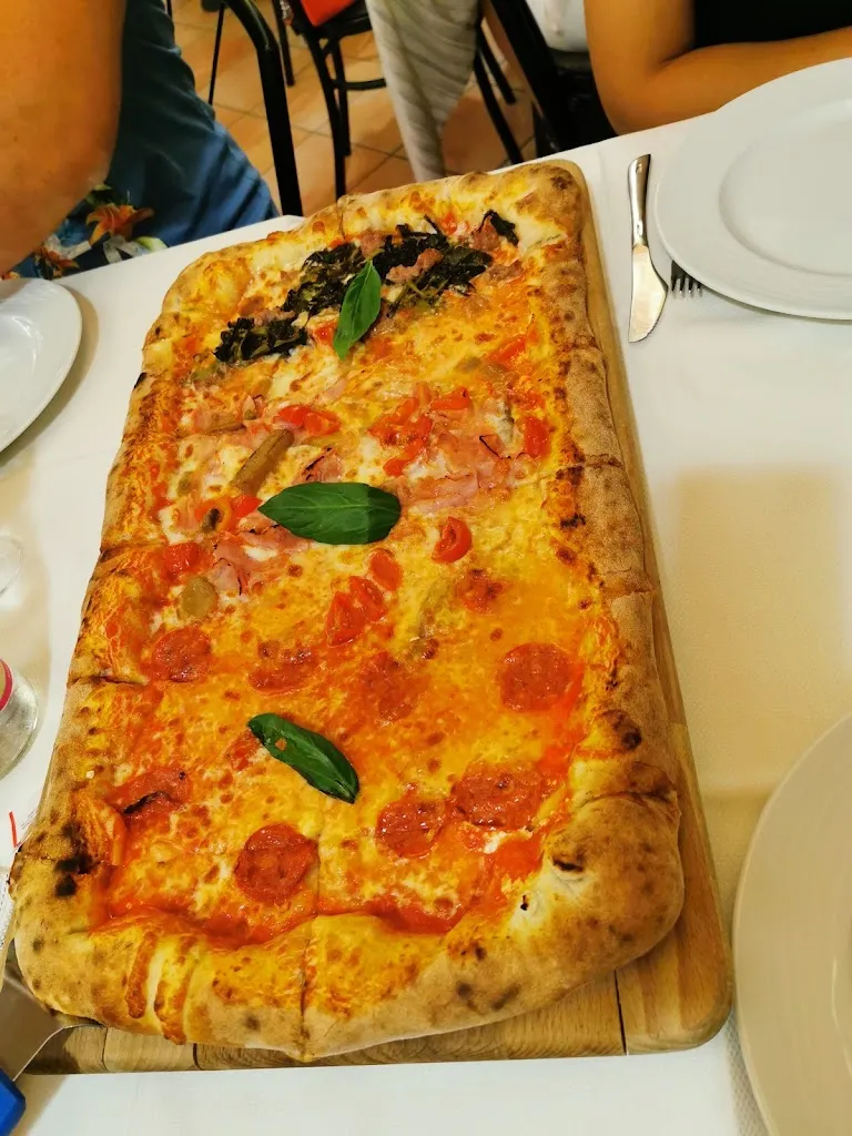 Davide Brustia_Roma Pizza & Restaurant_Mortara_review