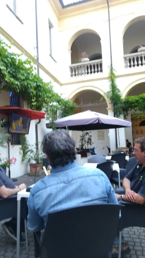 Maria Becci_Palazzo Del Moro_Mortara_review