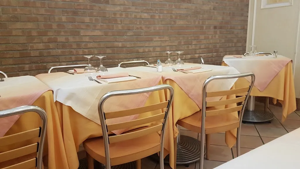 Lo Scoglio_Mortara_slider_image_1