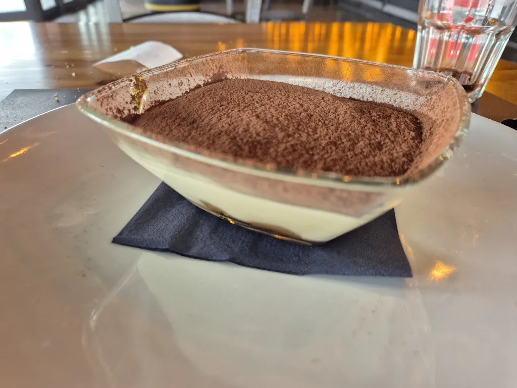 James Vong_Desigual Cafè & Restaurant_Muzza di Cornegliano Laudense_review