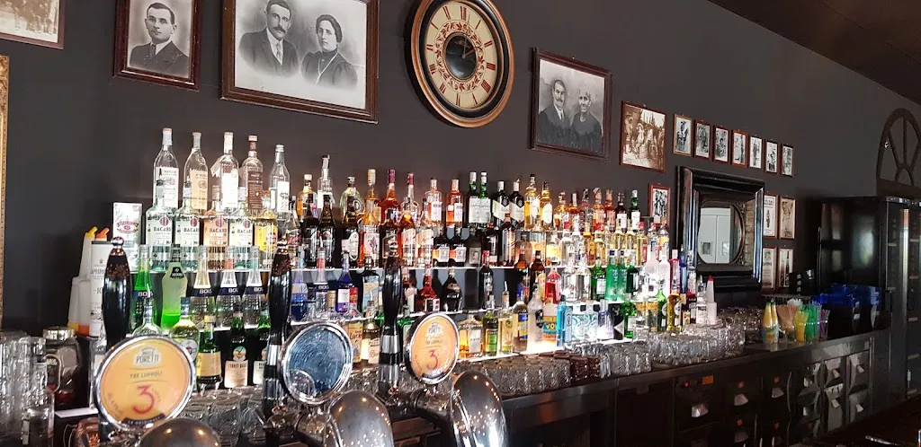 Desigual Cafè & Restaurant_Muzza di Cornegliano Laudense_slider_image_3