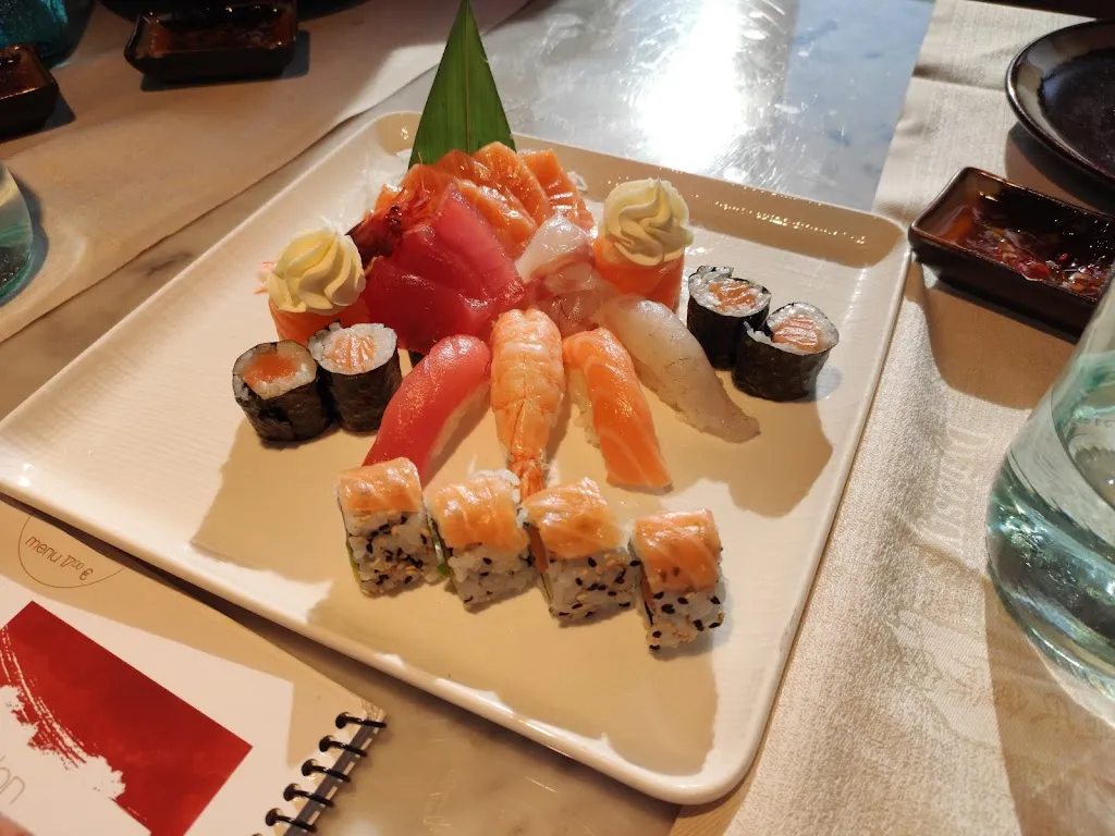 Menu_Gao Dynasty's Sushi Restaurant Mozzate_Mozzate_image_9