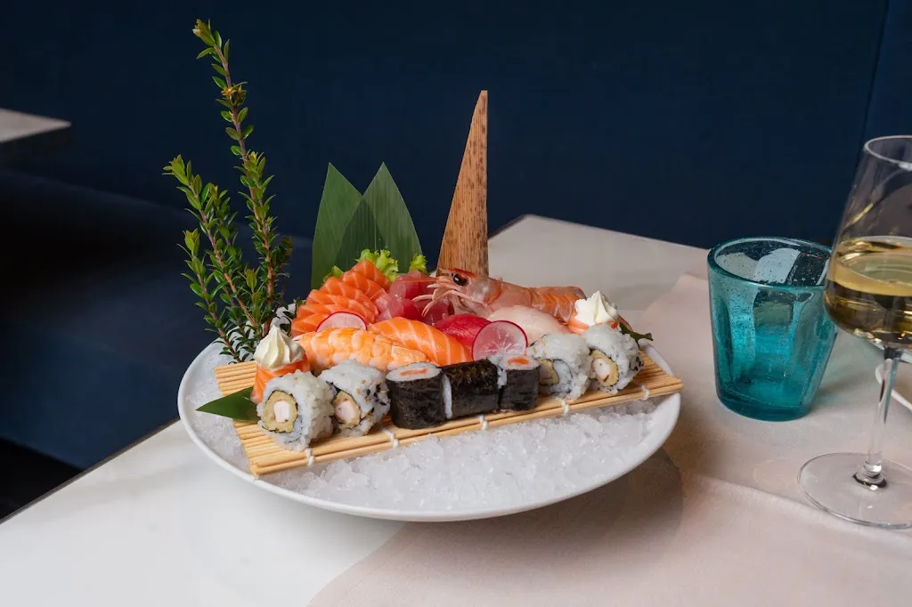 Gao Dynasty's Sushi Restaurant Mozzate_Mozzate_slider_image_3