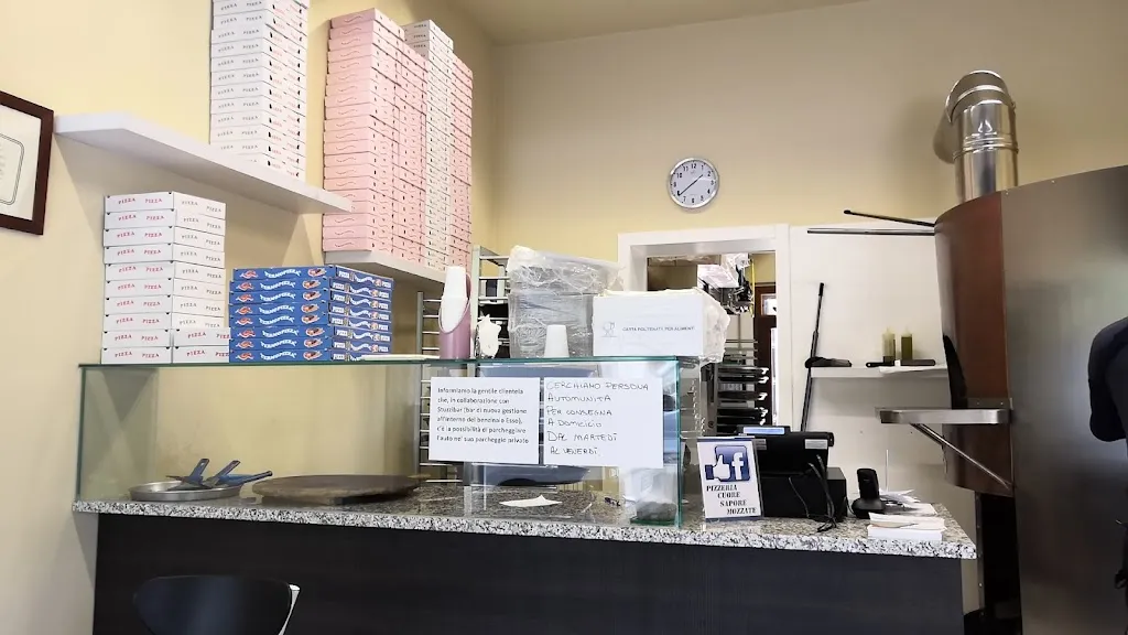 Pizzeria Cuore Sapore Mozzate_Mozzate_slider_image_3