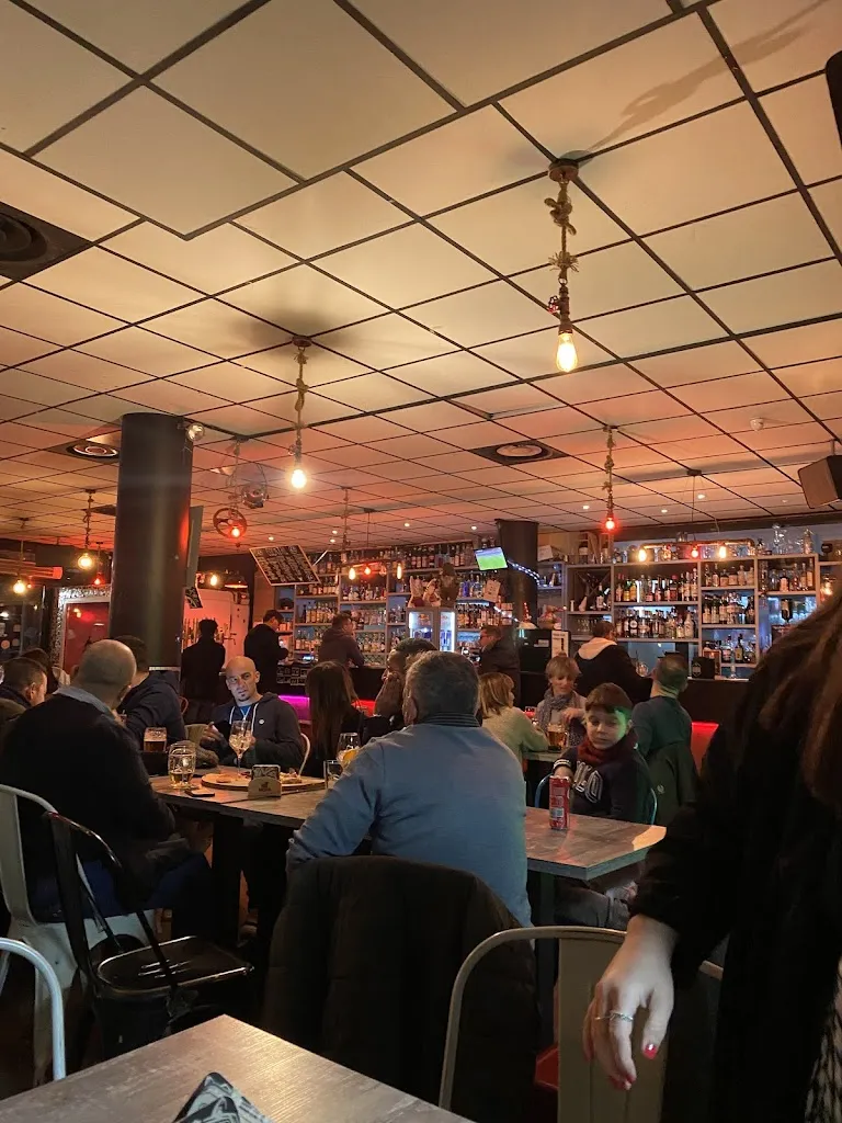 Nico Ran_Garage Bar_Mozzate_review