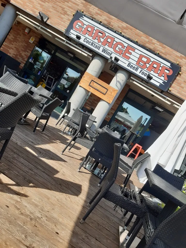 L._Garage Bar_Mozzate_review