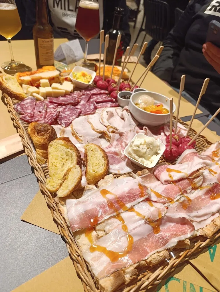 Officina del Gusto Mozzate_Mozzate_slider_image_3