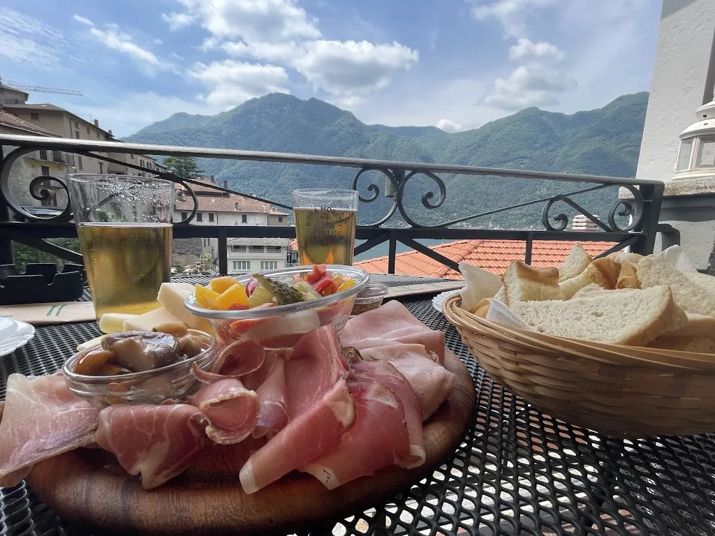 Bar la Cascata_Nesso_slider_image_3