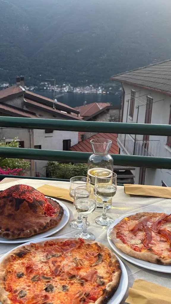 nastea dumitrascu_Pizzeria Trattoria da Eugenio_Nesso_review