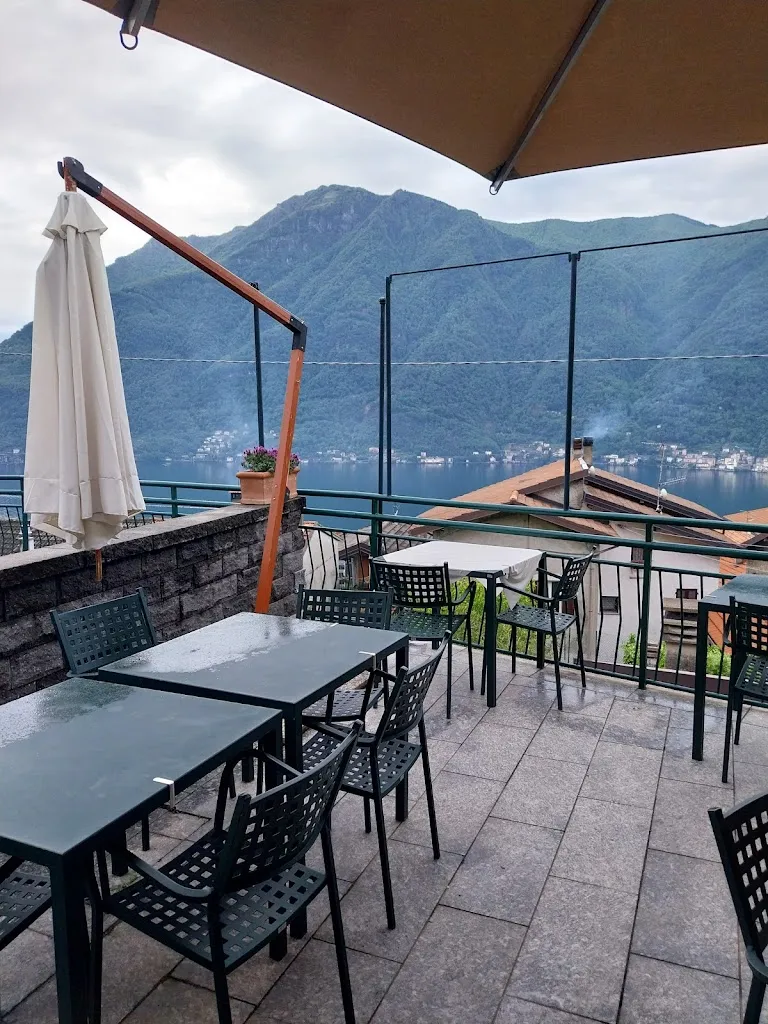 Pizzeria Trattoria da Eugenio restaurant in Nesso