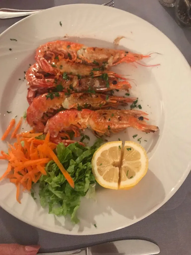 Jordan Peng_Tre Rose Nesso _Nesso_review