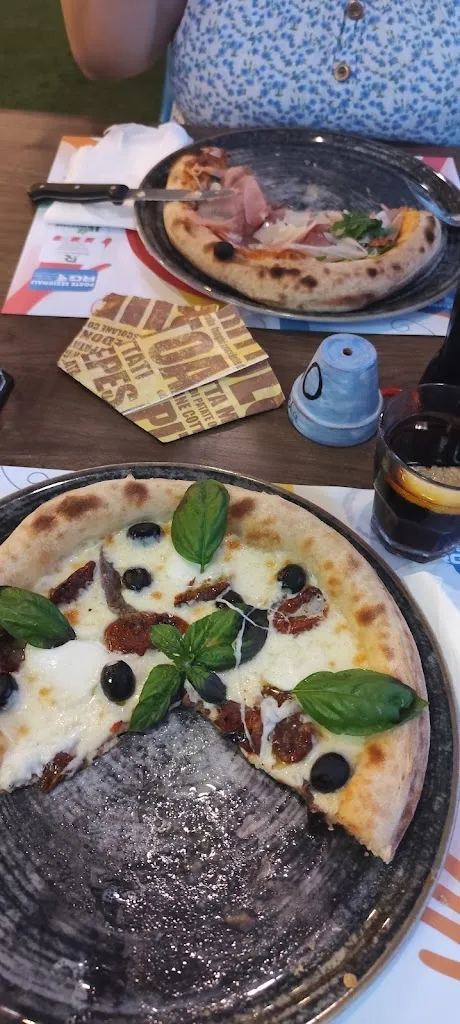 Maddalena_Enjoy – Bar, Pizzeria, Hamburgeria in Vallecamonica_Niardo_review