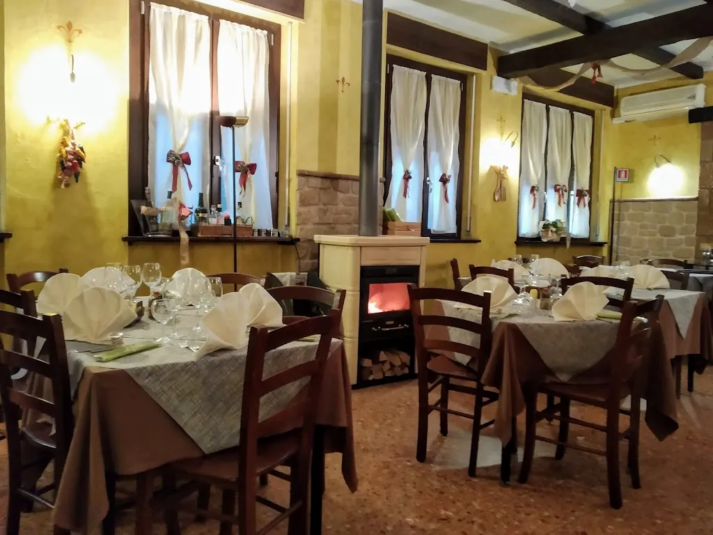 Osteria La Briciola restaurant in Nosate