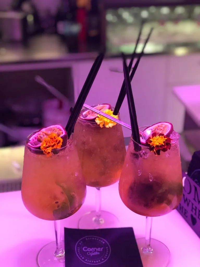 Corner 23 Bistrot_Novedrate_slider_image_3