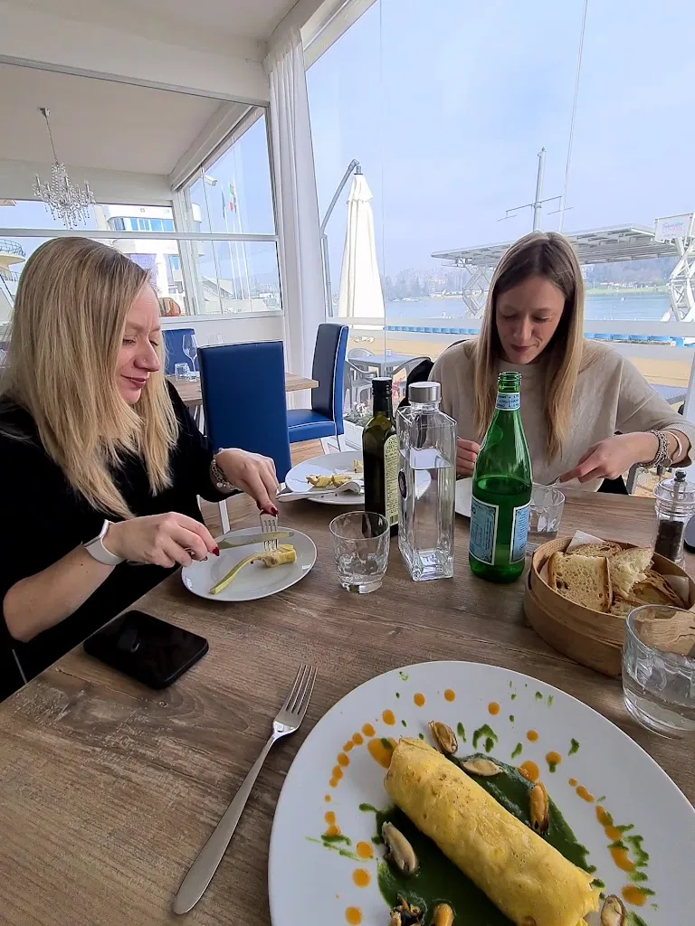 Mood Live Milano_Novegro-Tregarezzo-San Felice_slider_image_2