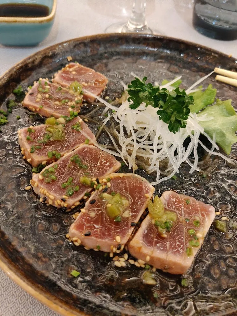 Menu_Sushi shou fusion restaurant_Novegro-Tregarezzo-San Felice_image_6