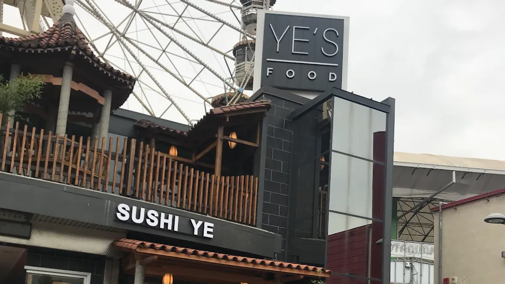 Ye's Food Sushi Ye restaurant in Novegro-Tregarezzo-San Felice