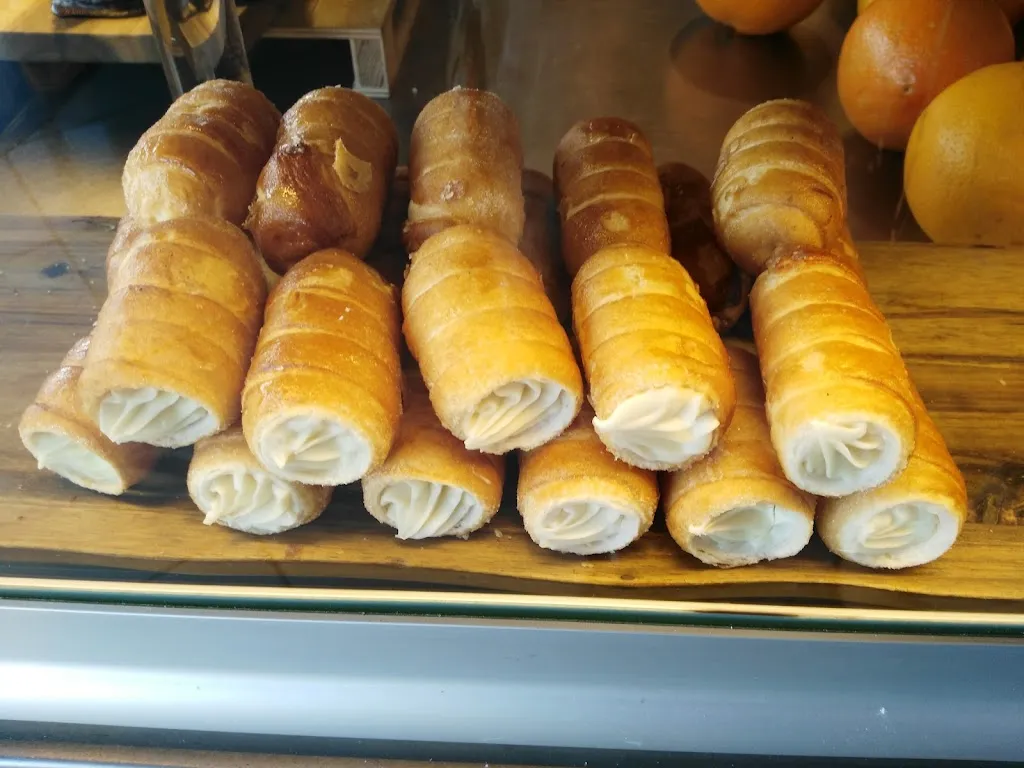 Menu_Danton cafè_Novegro-Tregarezzo-San Felice_immagine_7