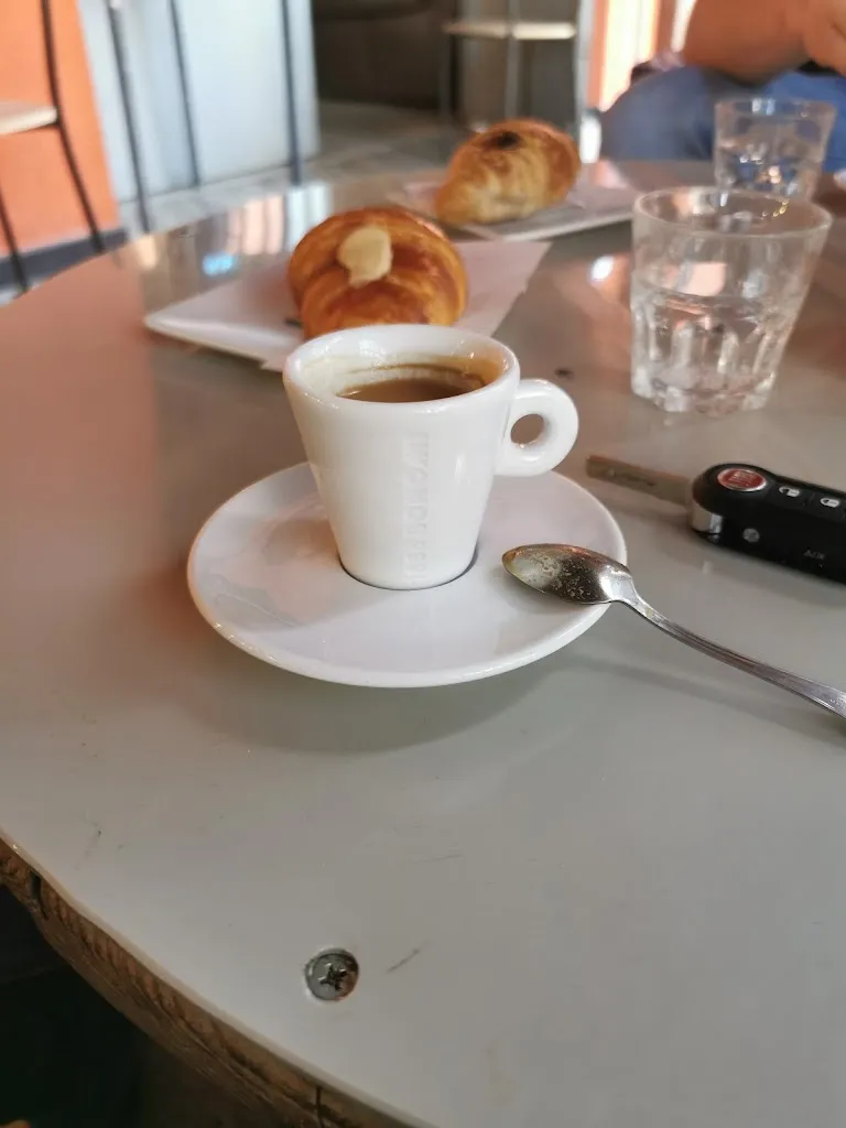 Menu_Danton cafè_Novegro-Tregarezzo-San Felice_immagine_9