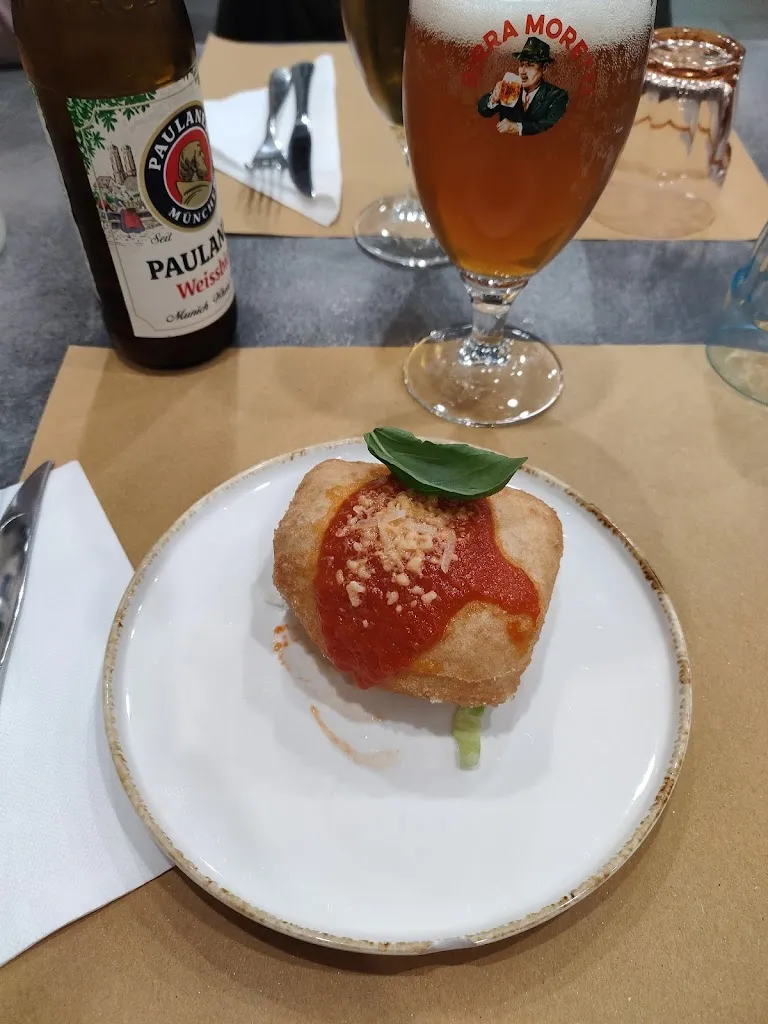 Dario Gambardella_Made in Sud Opera_Noverasco-Sporting Mirasole_review