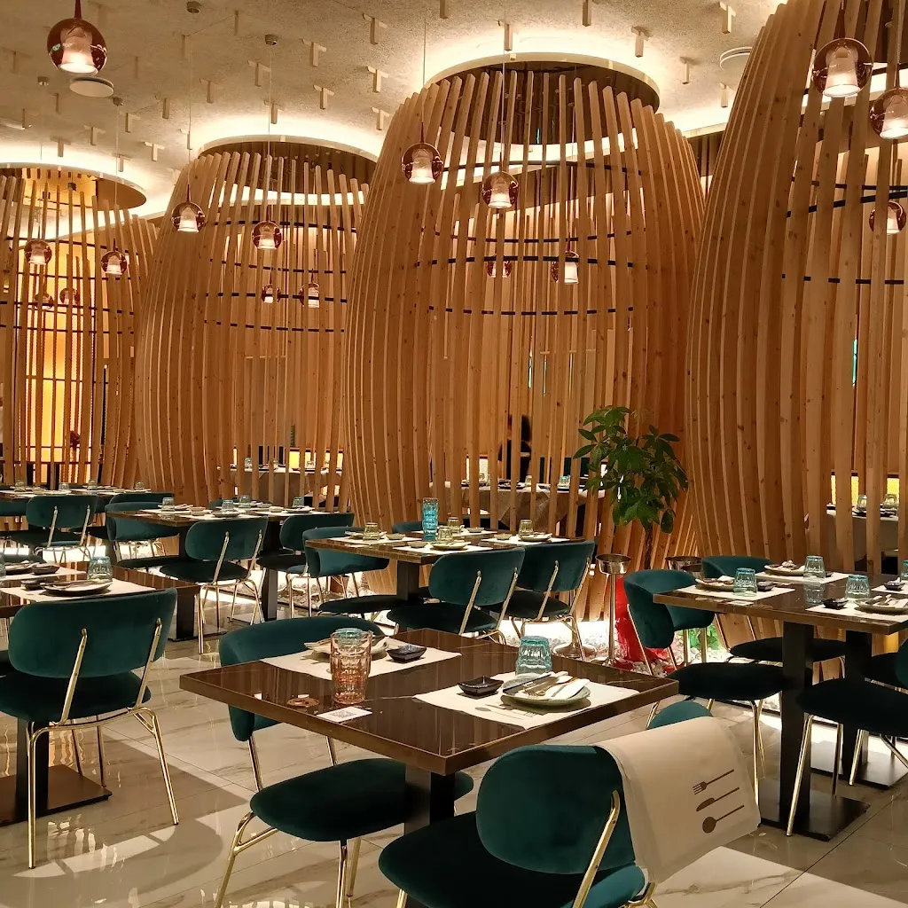 Haru Asian Fusion Restaurant restaurant in Noverasco-Sporting Mirasole