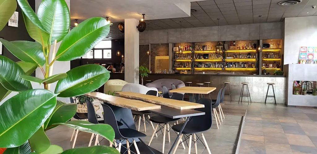 Matilda Cocktail e cucina restaurant in Nova Milanese