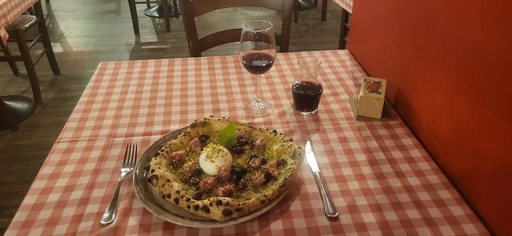 Jan Holecek_Pomodoro Basilico Ristorante Pizzeria_Nova Milanese_review