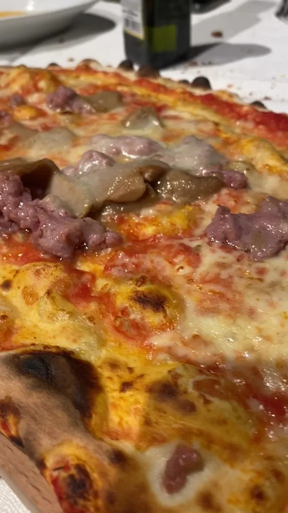 QUEEN Ristorante&Pizzeria Bar_Olgiate Comasco_slider_image_2