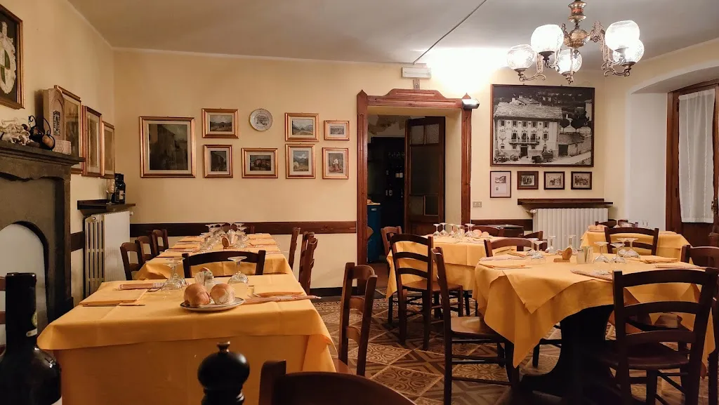 Albergo Della Salute restaurant in Olmo al Brembo