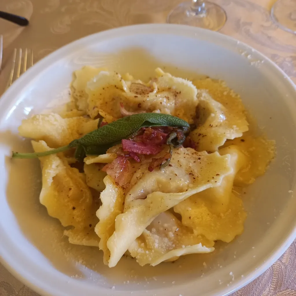 Ristorante - Pizzeria Quattro Cime_Oltre Il Colle_slider_image_3