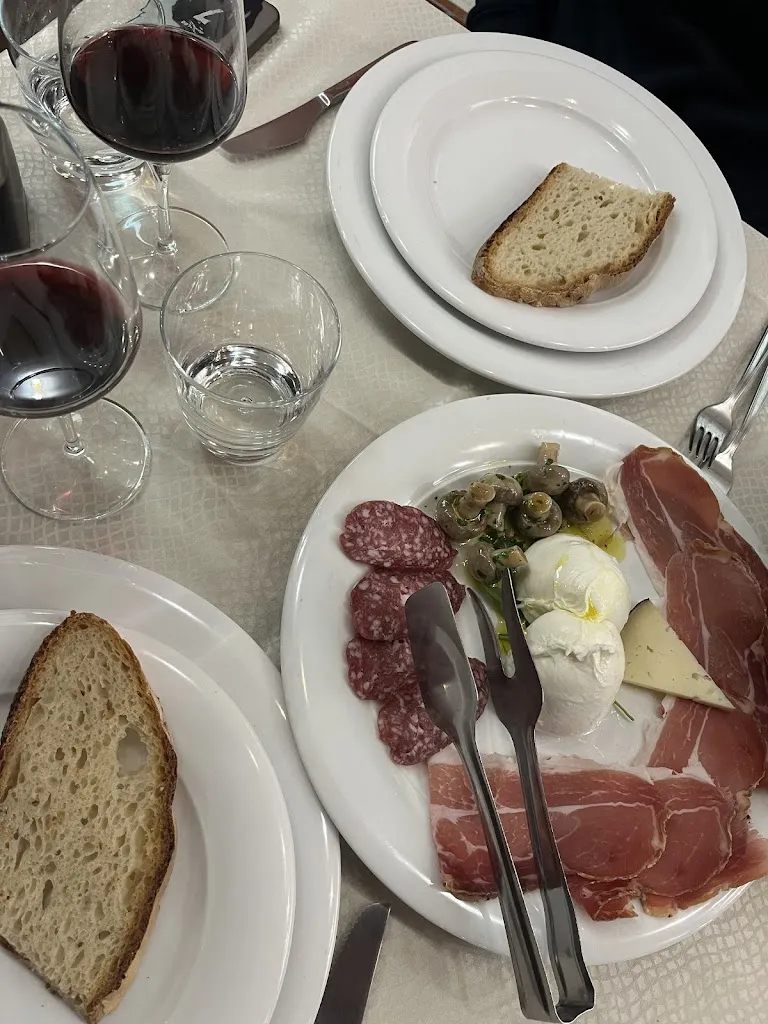 Annachiara Gesmundo_La Villetta_Capistrello_review