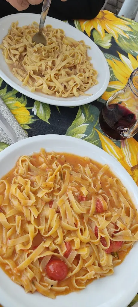 mony giuli_Trattoria Bar La Campagnola_Oltrona di San Mamette_review