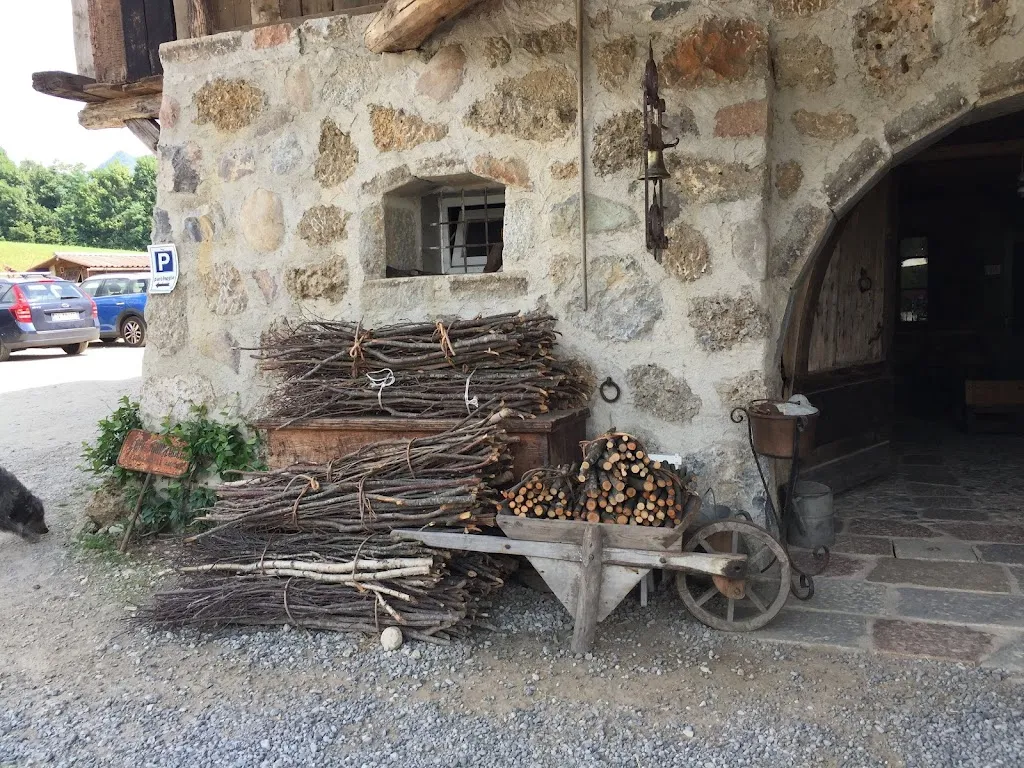 Yuliya Vladkovska_Agriturismo Malga Bassa_Onore_review