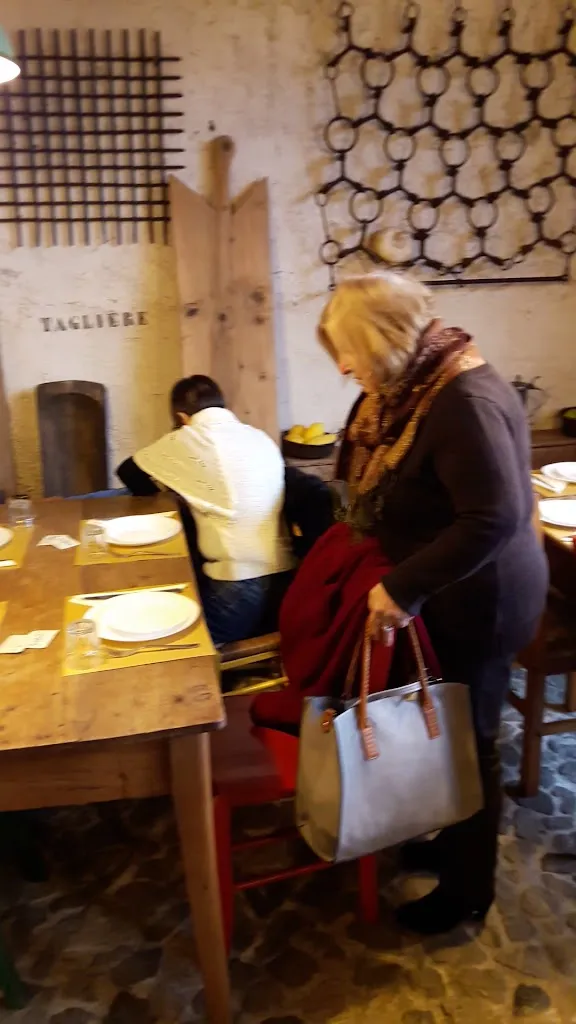 Agriturismo Malga Bassa_Onore_slider_image_2