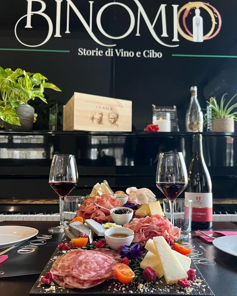 Binomio - L' Aperitivo che Diventa Cena!_Oggiono_slider_image_2