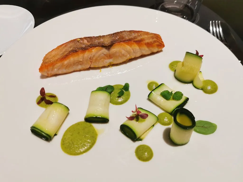 Barak Niv_Drop Lounge Bar_Oggiono_review