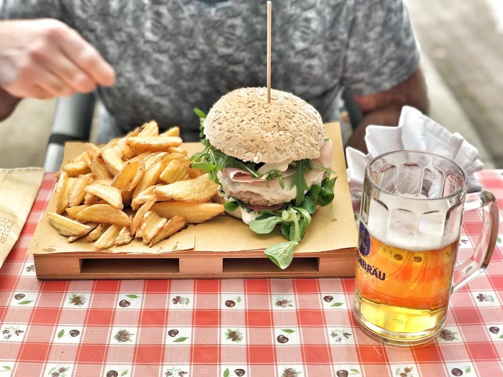 Giannina D'Amelia _RistoBar MAIA, BEF E TAS dal 2016 l'originale! - Oggiono_Oggiono_review