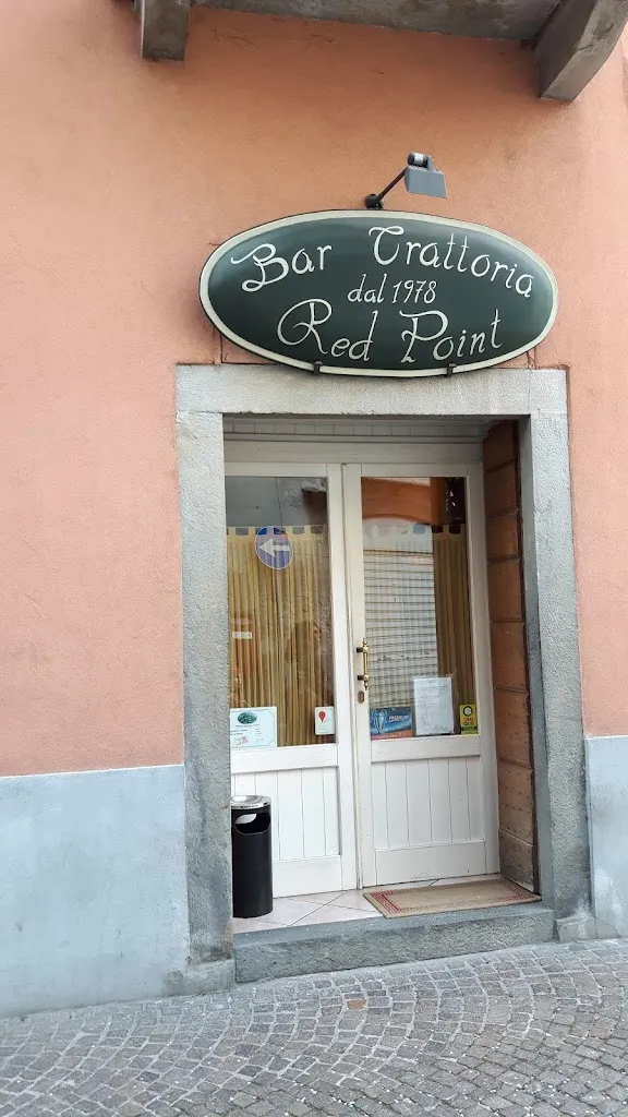 Bar Paninoteca Red Point restaurant in Oggiono