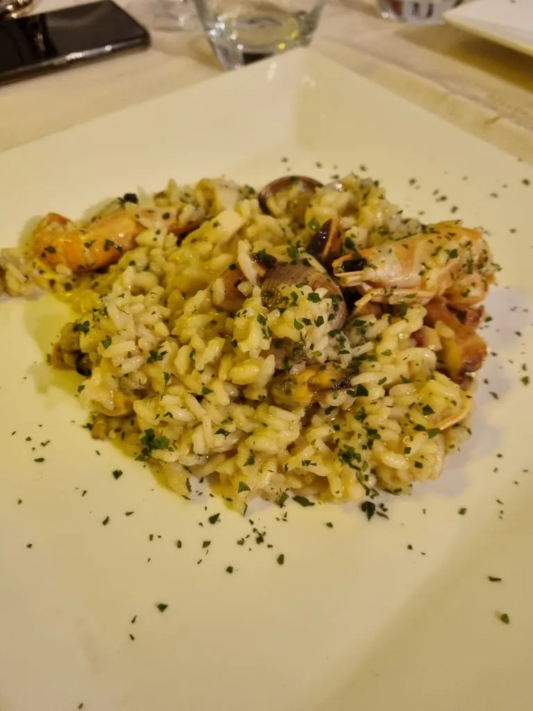 Georgi Angelov_Piazza Vecchia_Bitonto_review