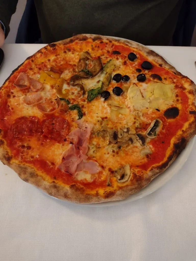 I Tre Porcellini - Bar Trattoria Pizzeria_Origgio_slider_image_3