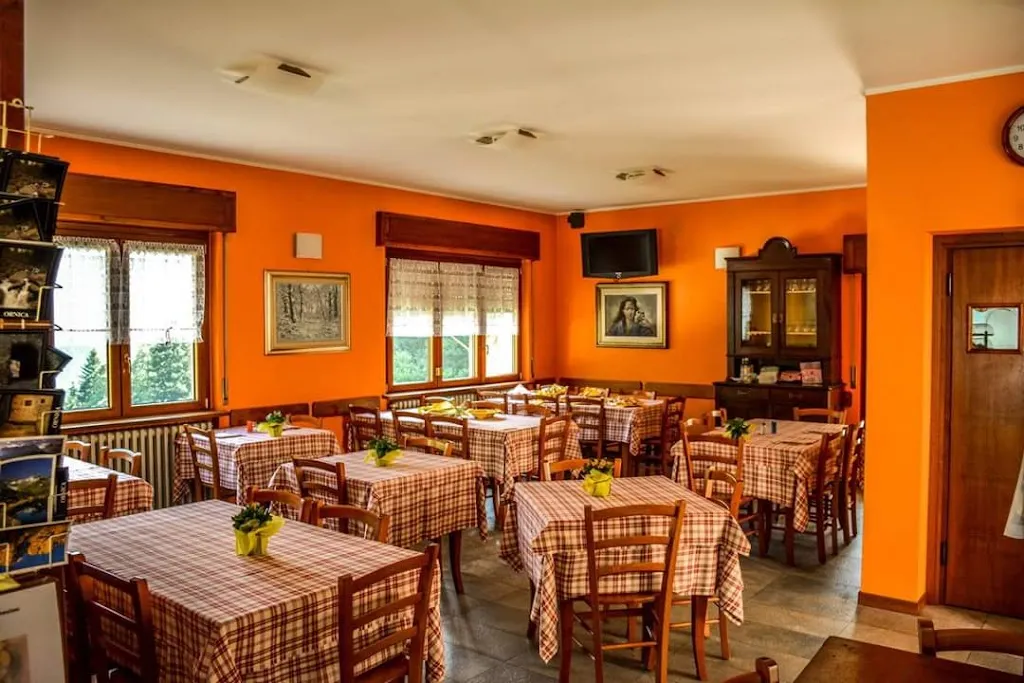 Ruffoni restaurant in Ornica
