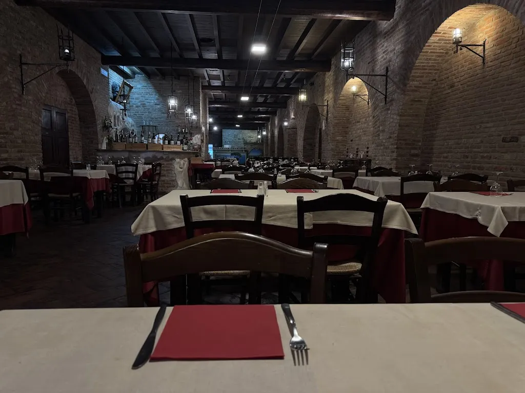 Nuțu Klaus_Ristorante Pizzeria Maiori_Orio Litta_review