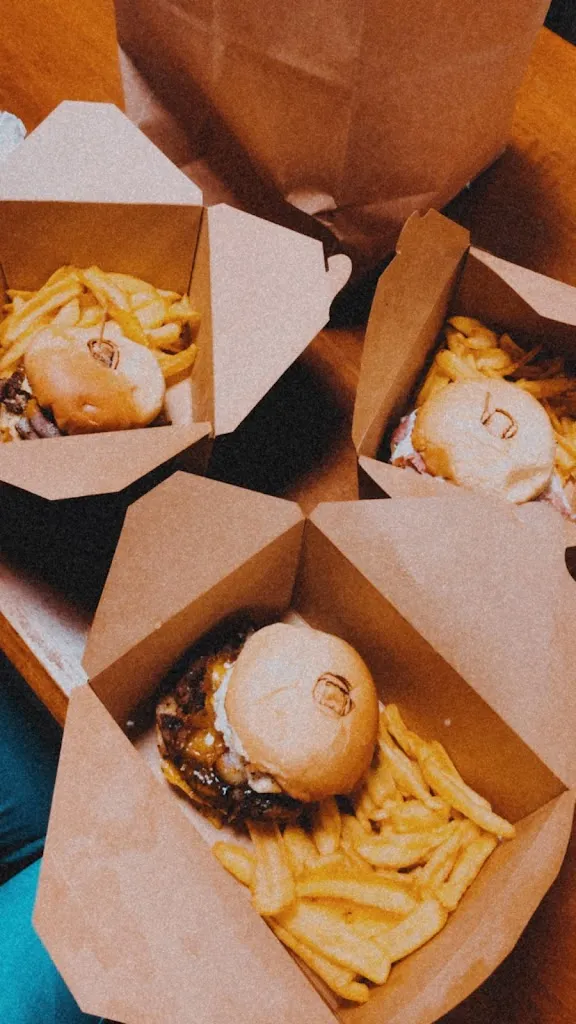 Erica Criss_Doppio Cheddar_Bitonto_recensione