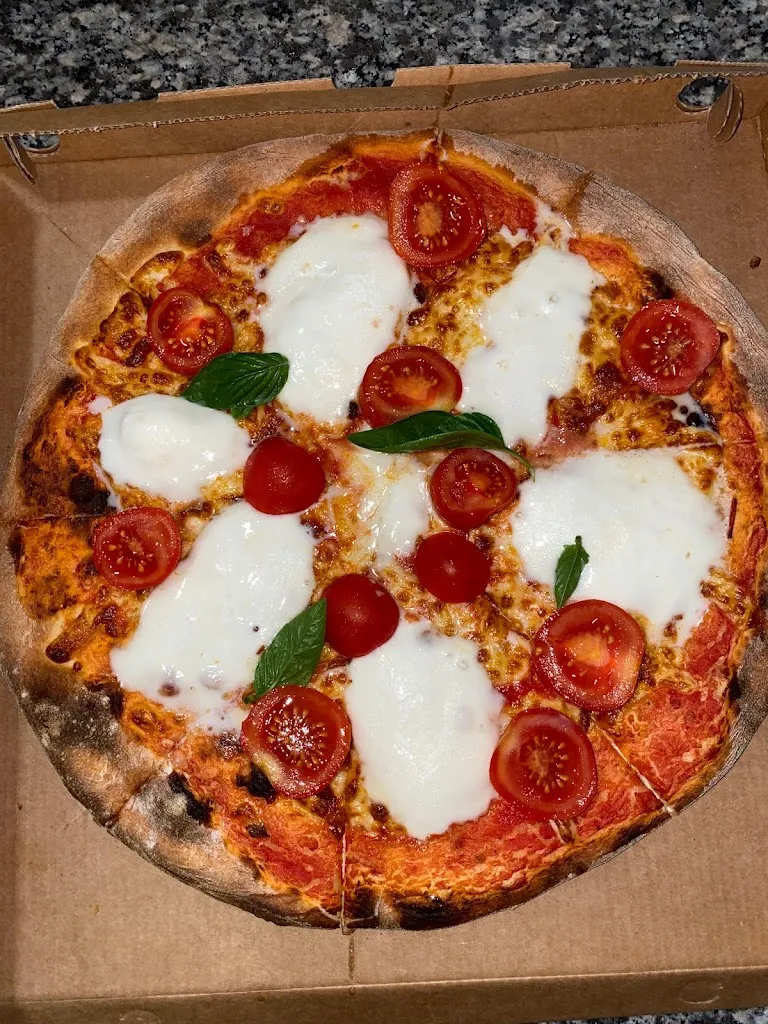 Pizzeria Il Mulino restaurant in Orsenigo