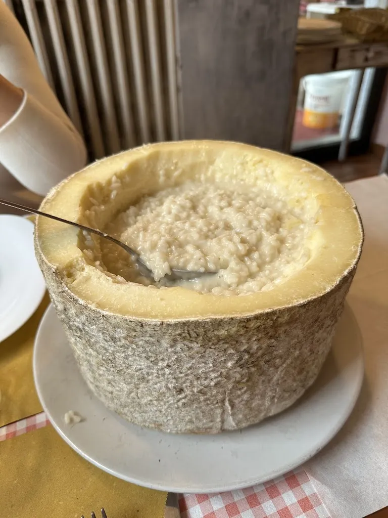 Osteria del Castelmagno_Osmate_slider_image_2