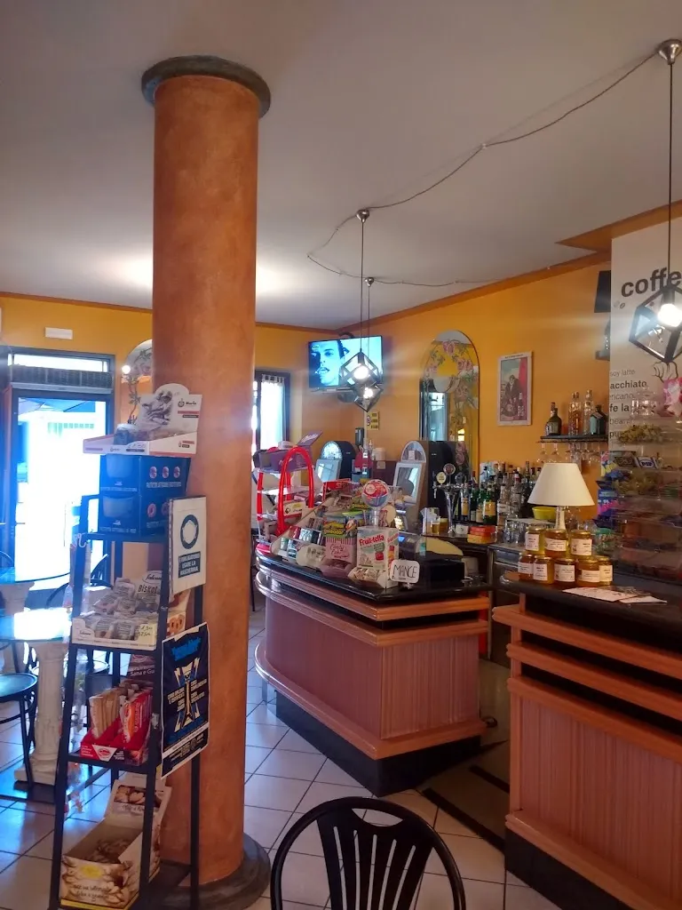 Dea cafè di Pulcinella Carla restaurant in Ospedaletto Lodigiano