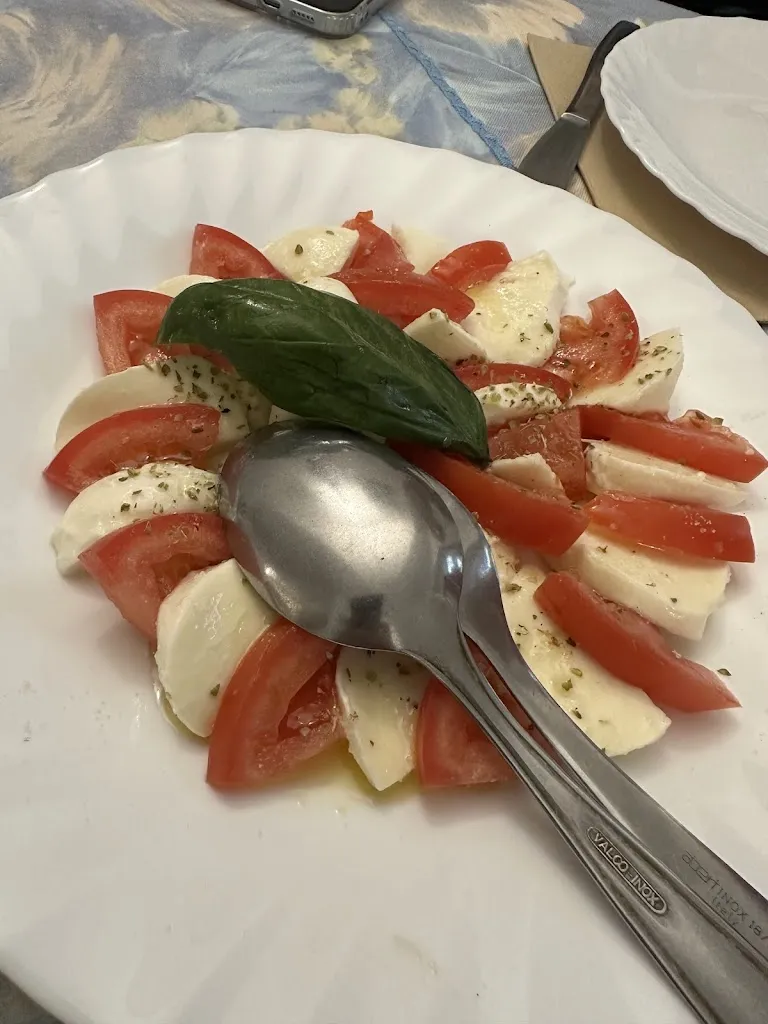 Adrian Zatreanu_San Giovanni Ristorante - Bar - Alimentari_Ossuccio_review