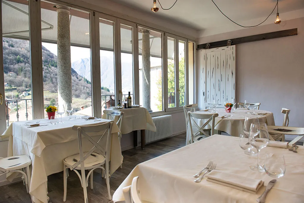 Osteria De Cin restaurant in Osteno-Claino