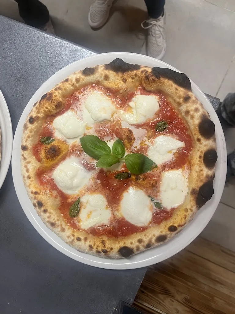 Spaccanapoli2_Ostiano_slider_image_2